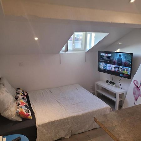 Studette Independante Hyeres Gare Particulier Apartment Екстериор снимка